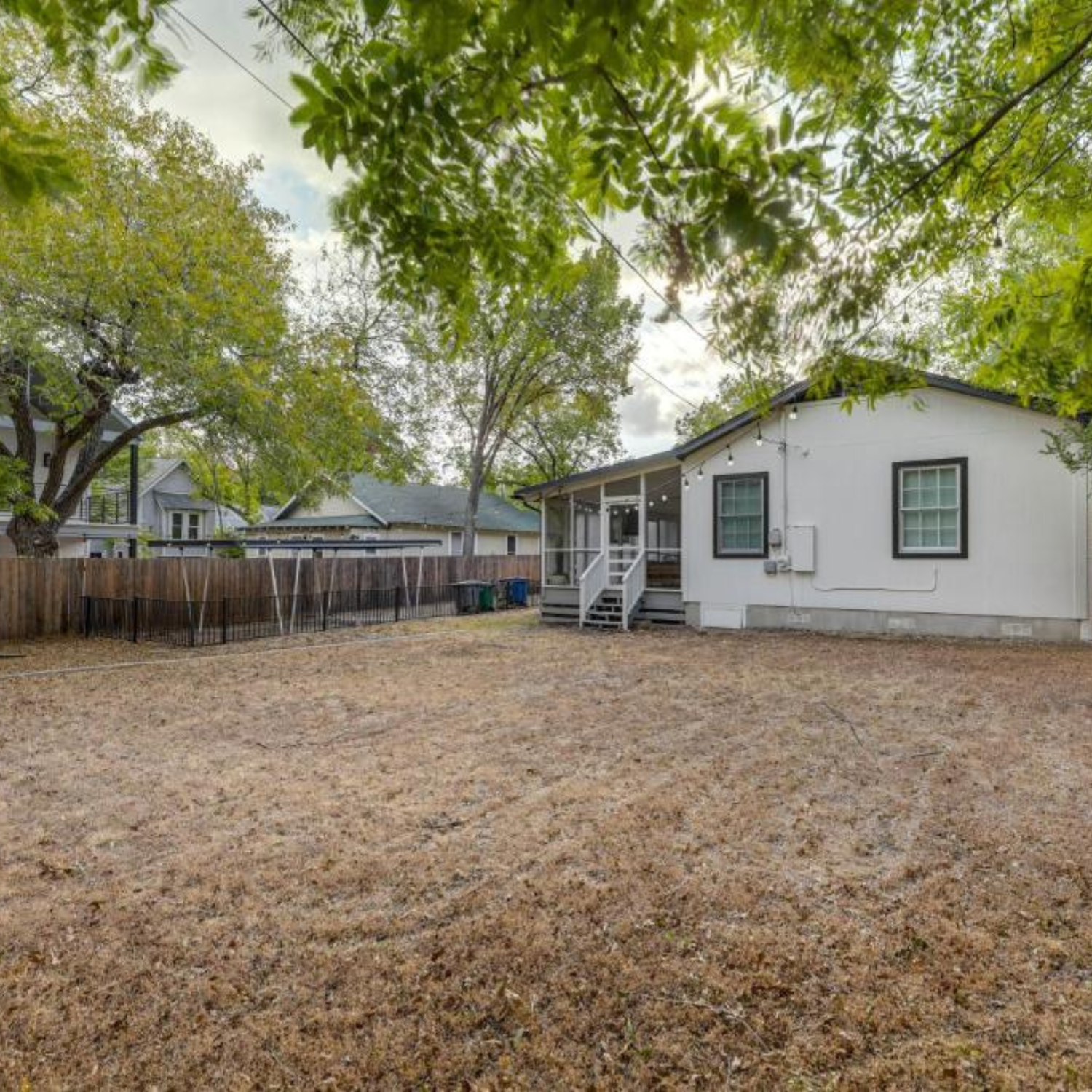 Family House with Garden - West Austin, TX
