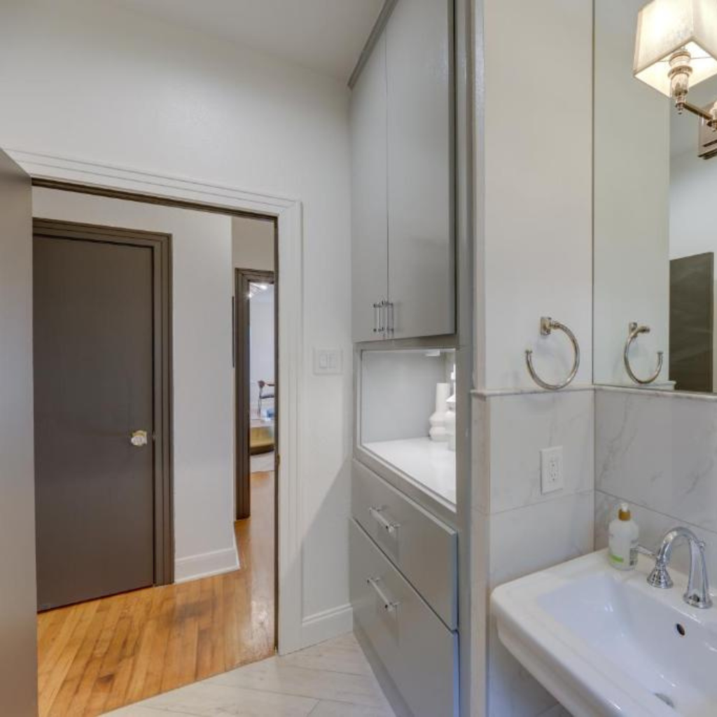 Family House with Garden - West Austin, TX
