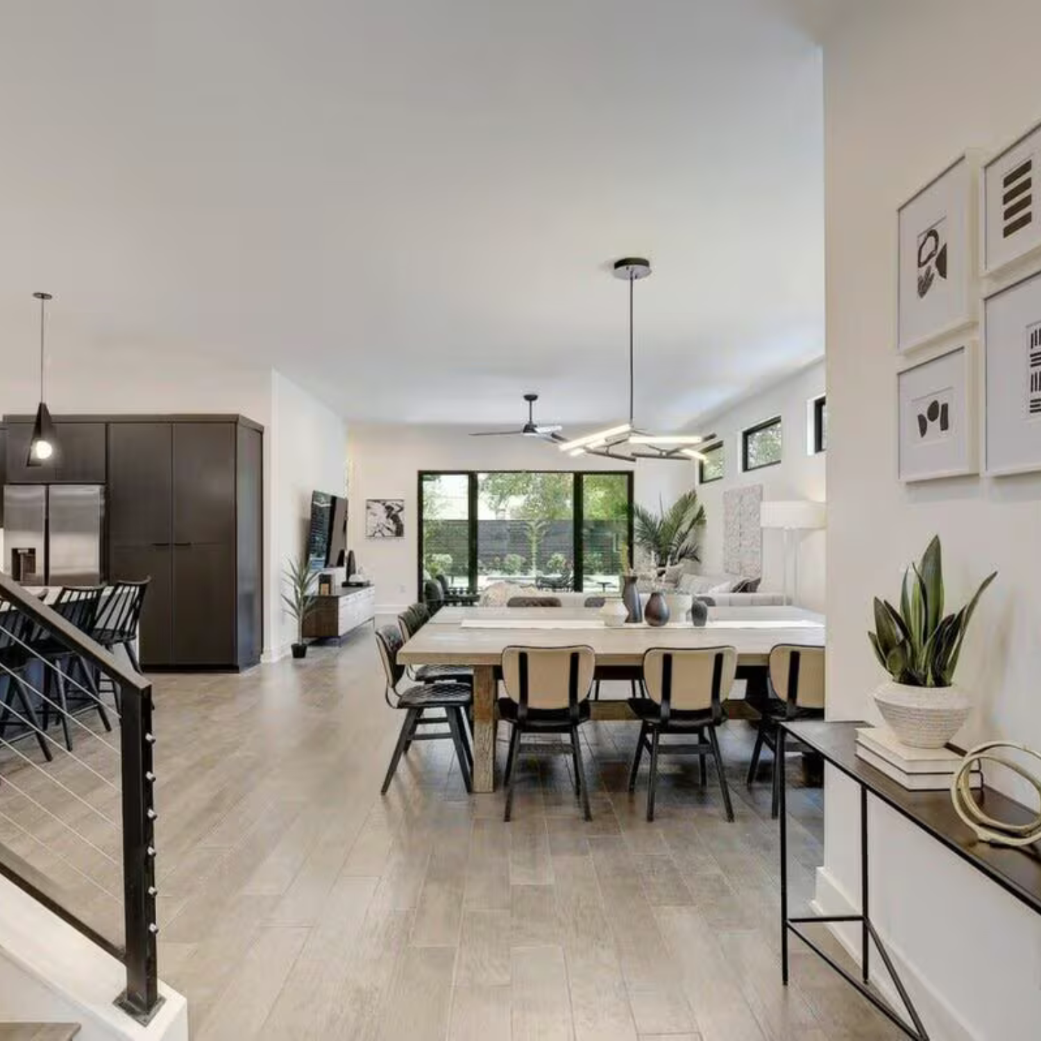 Luxury Modern Villa with Pool - Austin, TX (Premium District)